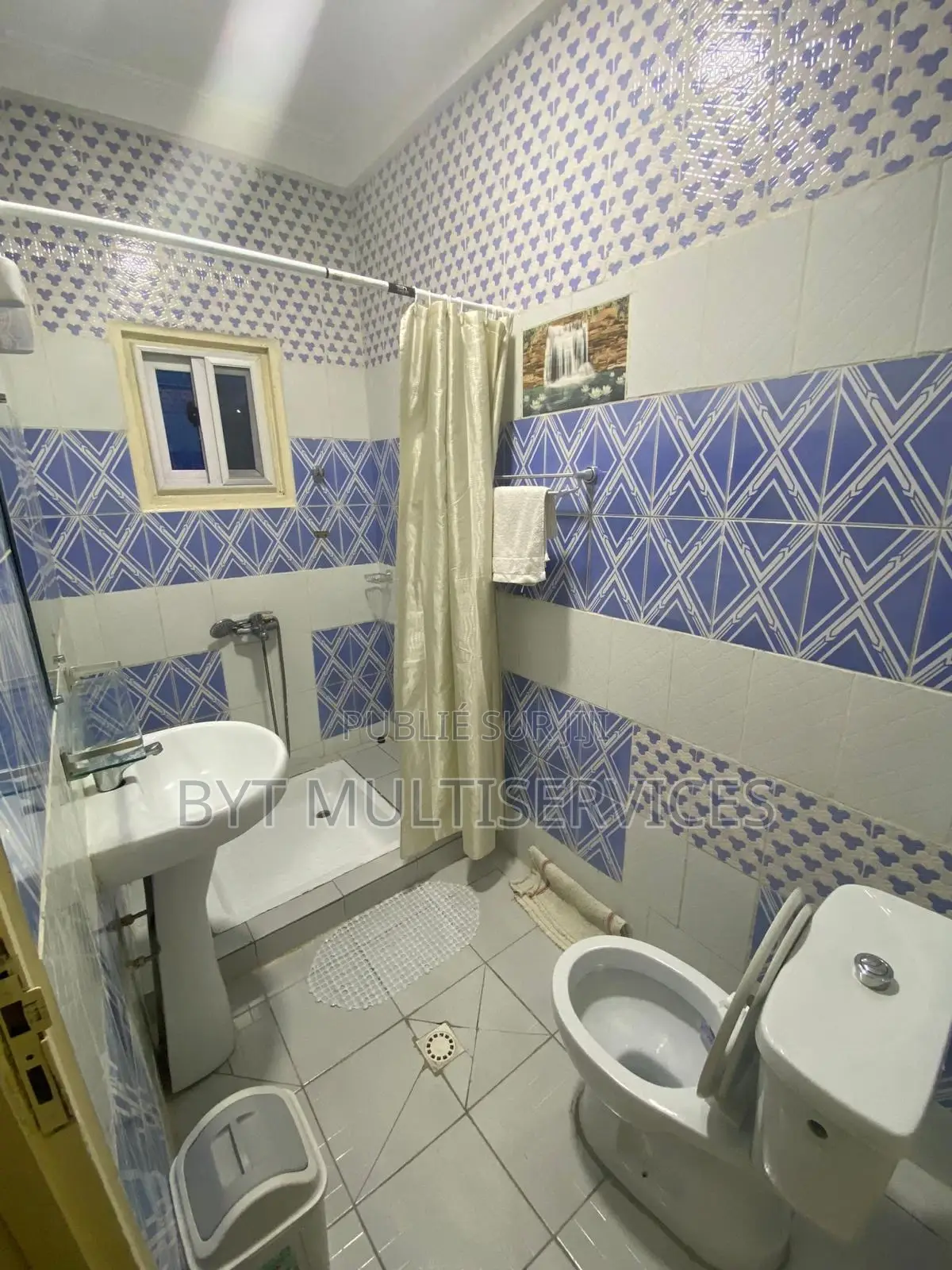 Meublé Studio dans Studio Moderne, Tié-Tié à Louer