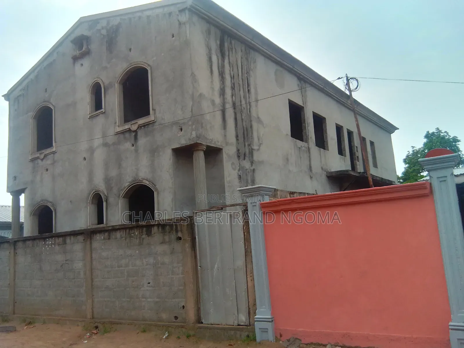 2chbre Appartement dans Ngoyo à Vendre