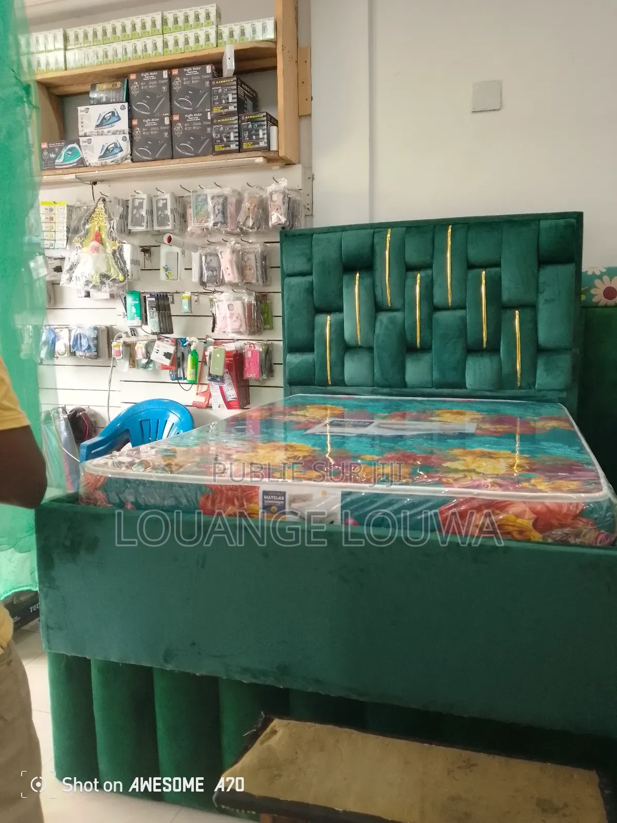 Lit Garni Capitonné