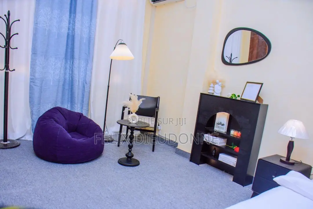 Meublé 1chbre Studio dans Dieud Group, Lumumba à Louer