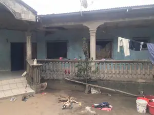 Une Parcelle À Vendre