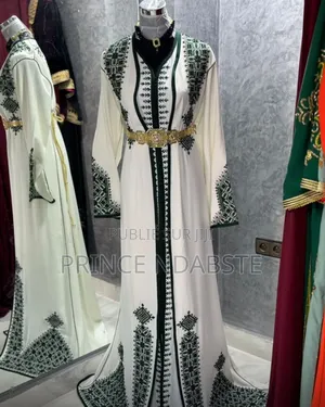 Vêtements Hommes Et Femmes