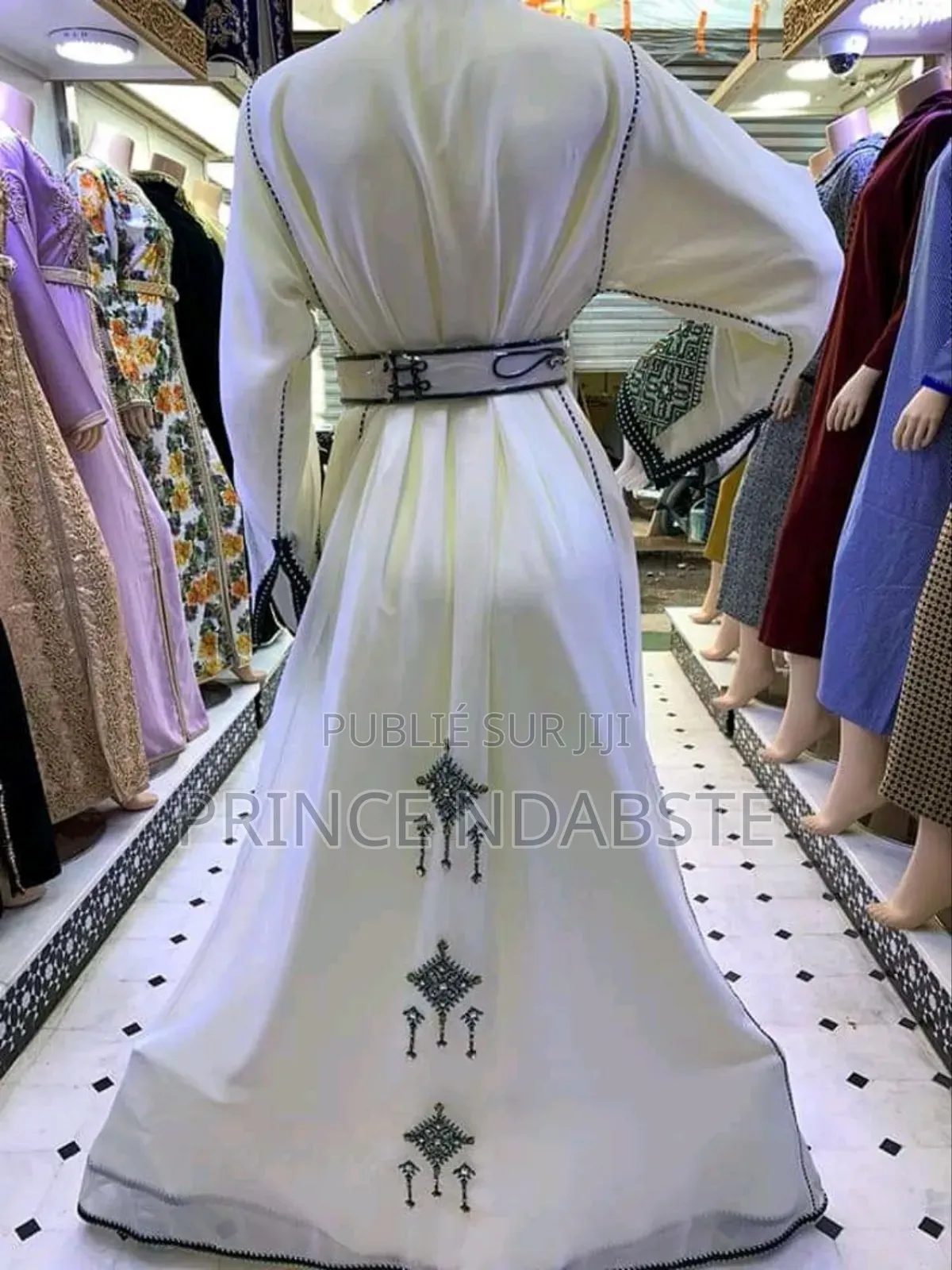 Vêtements Hommes Et Femmes