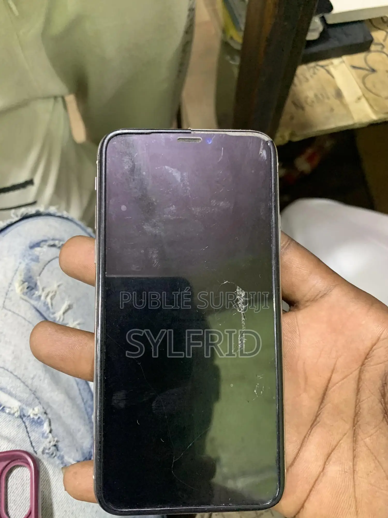 Apple iPhone X 64 GB Noir