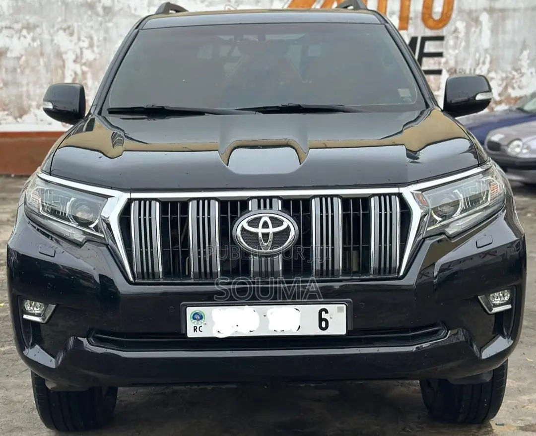 Toyota Land Cruiser 2021 Noir