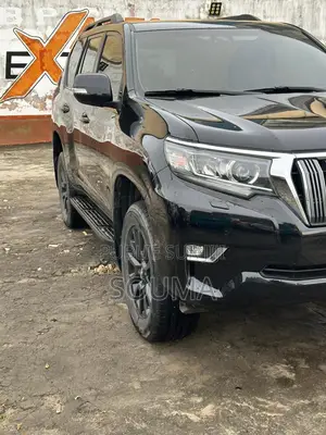 Toyota Land Cruiser 2021 Noir