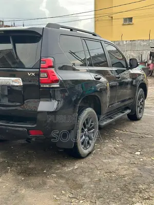 Toyota Land Cruiser 2021 Noir