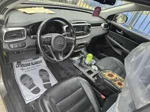 Kia Sorento 4dr SUV 2016 Gris