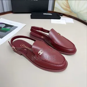 Chaussure Chanel Dans Le Carton