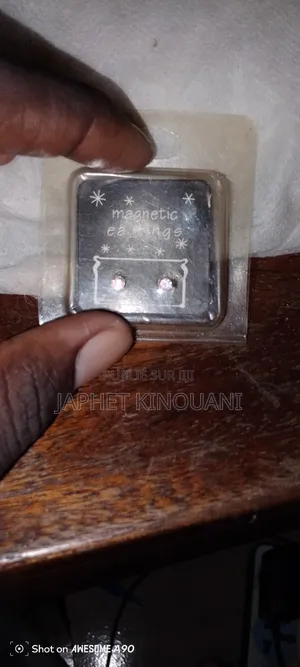 Boucles d'Oreilles Magnétiques