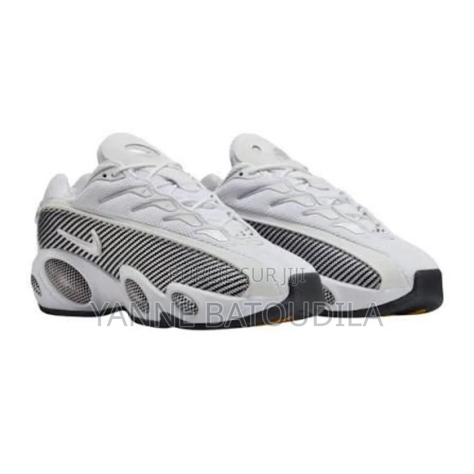 Chez Moi Tout Est Clair