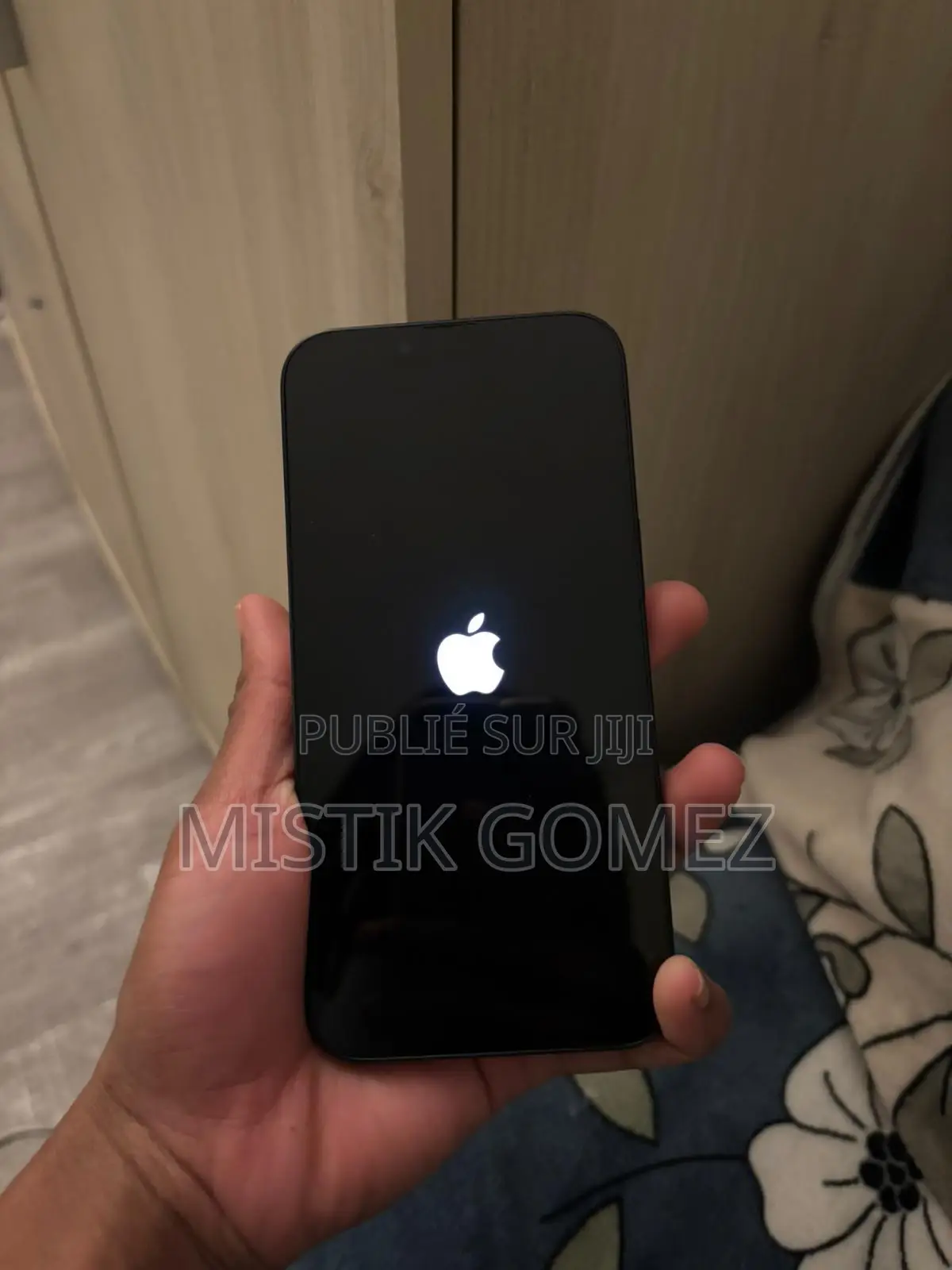 Nouveau Apple iPhone 13 128 GB Noir