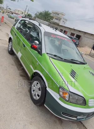 Nouveau Toyota Corolla LE 2026 Vert