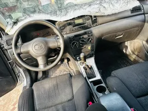 Nouveau Toyota 4-Runner 2025 Gris