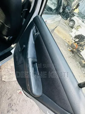 Nouveau Toyota 4-Runner 2025 Gris