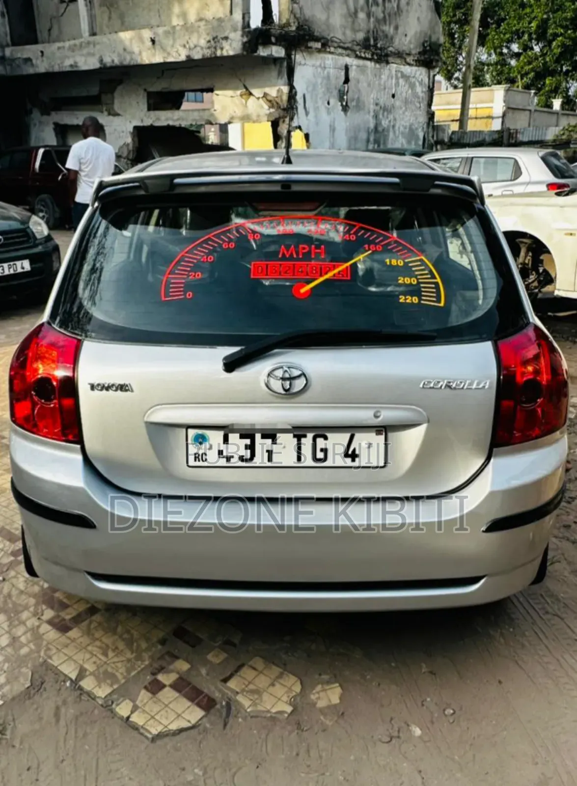 Nouveau Toyota 4-Runner 2025 Gris