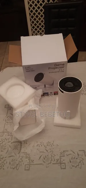 Mini Vidéoprojecteur Android M300 Max 2-en-1 Avec Jeux Et Wifi