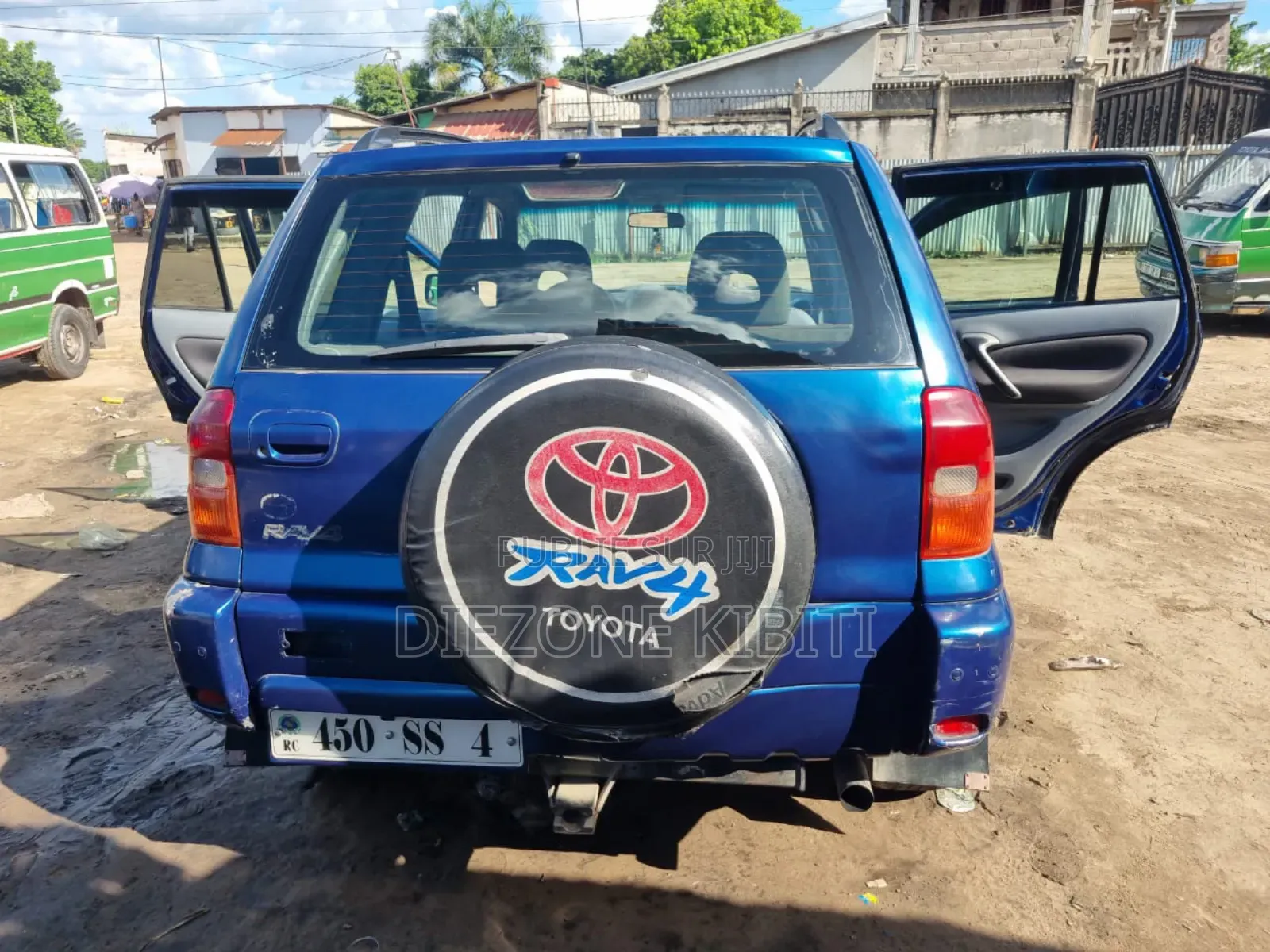 Nouveau Toyota RAV4 2024 Bleu