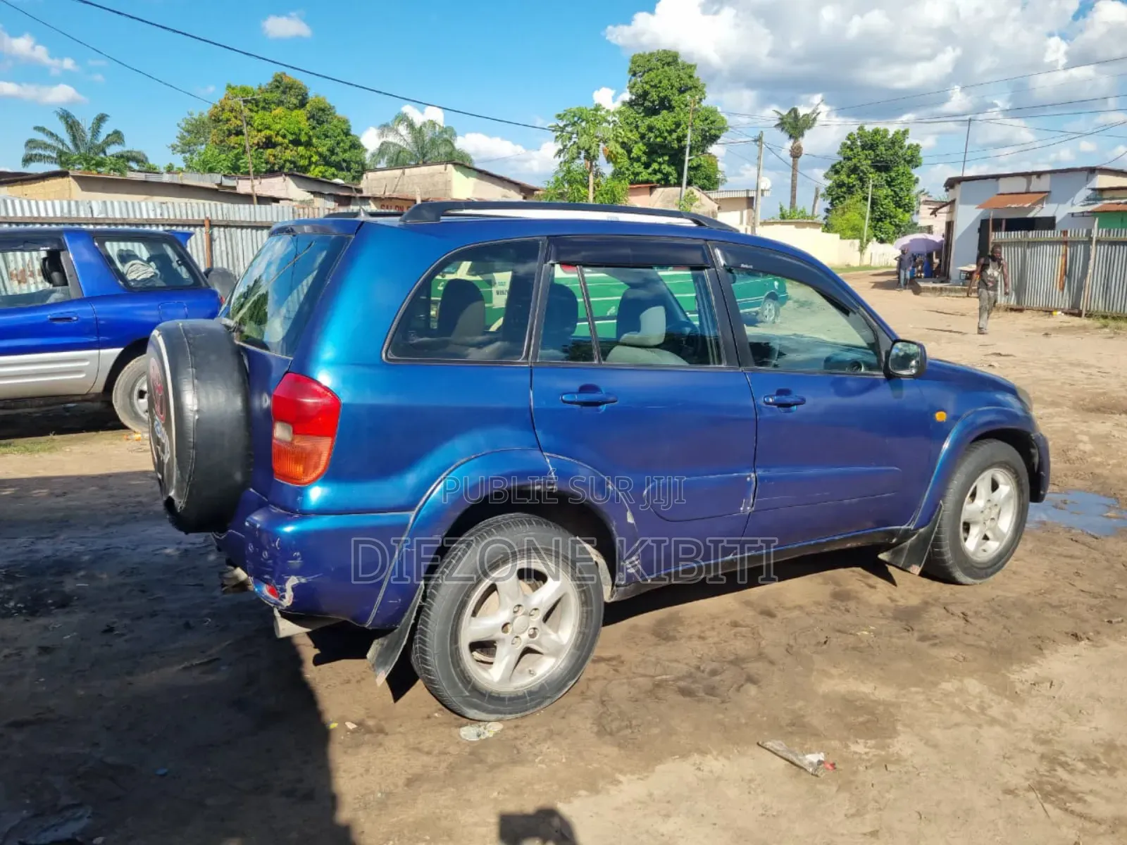 Nouveau Toyota RAV4 2024 Bleu