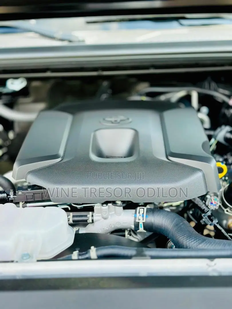 Nouveau Toyota Land Cruiser Prado VX-L 2026 Noir