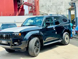 Nouveau Toyota Land Cruiser Prado VX-L 2026 Noir