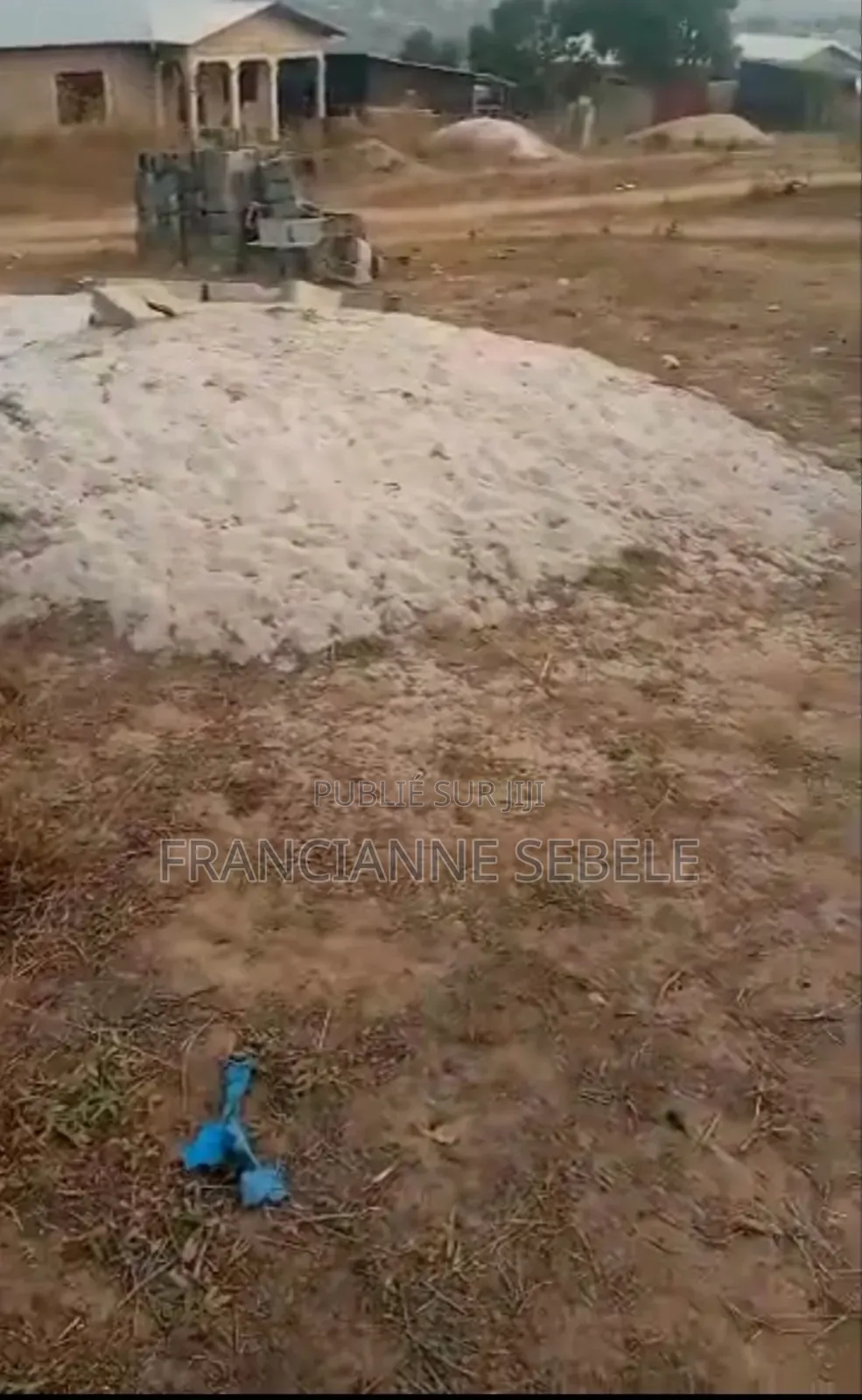 Parcelle 250 M2 À Vendre – Vindoulou , Pointe-Noire .