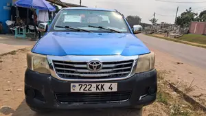 Toyota Hilux 2012 Bleu
