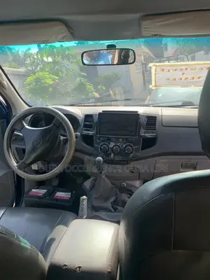 Toyota Hilux 2012 Bleu