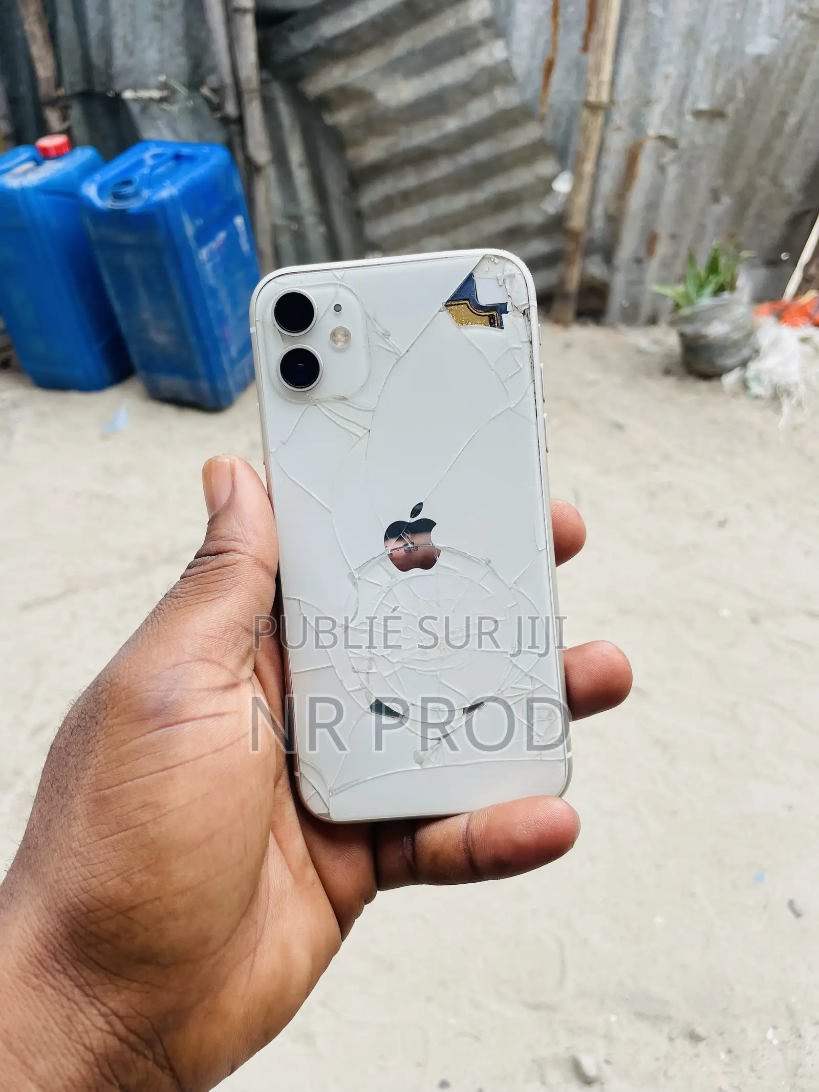 Apple iPhone 11 64 GB Blanc