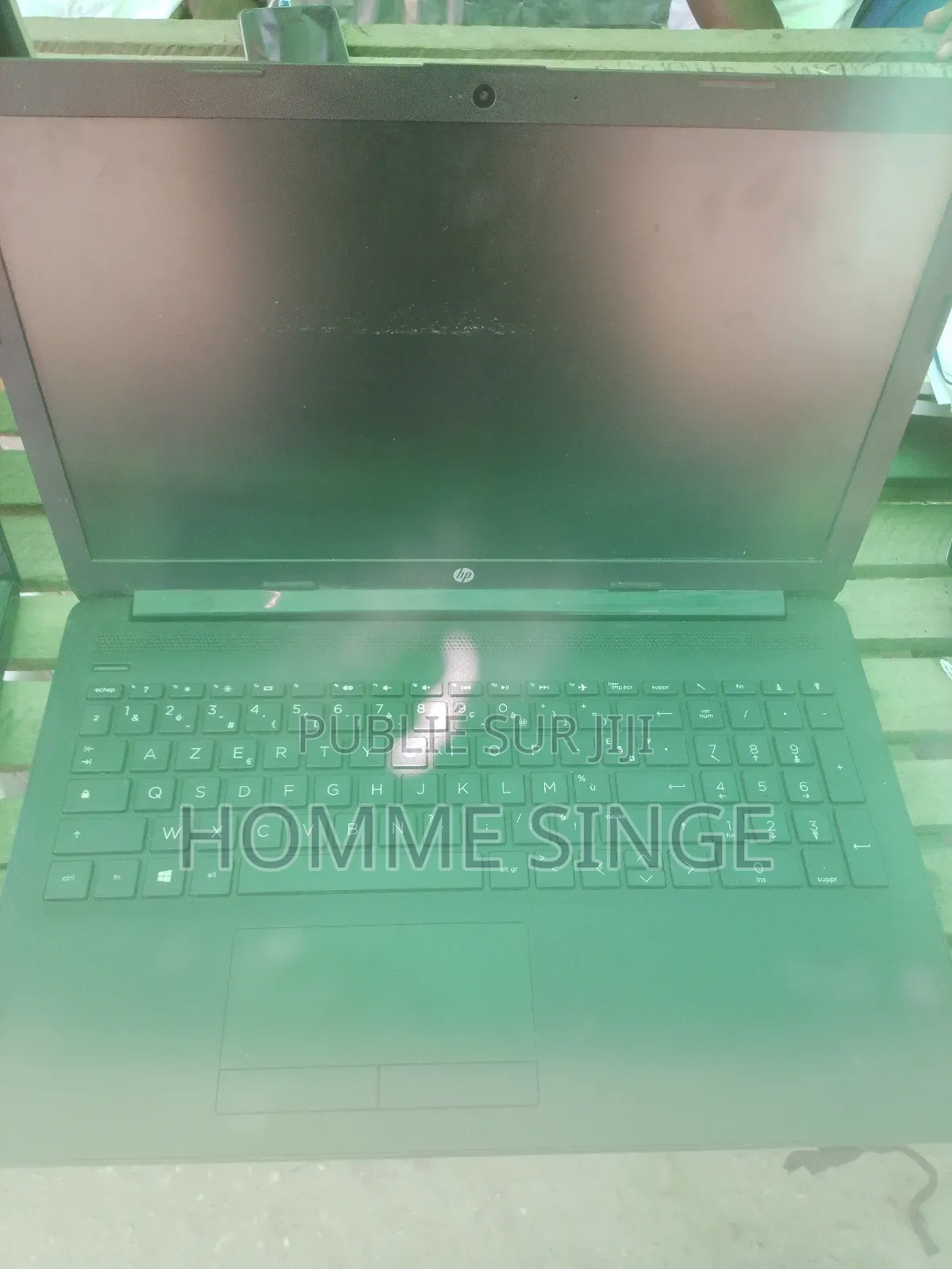 Ordinateur portable HP 14-dq1025cl 4GB Intel Core Ultra 5 HDD 500GB