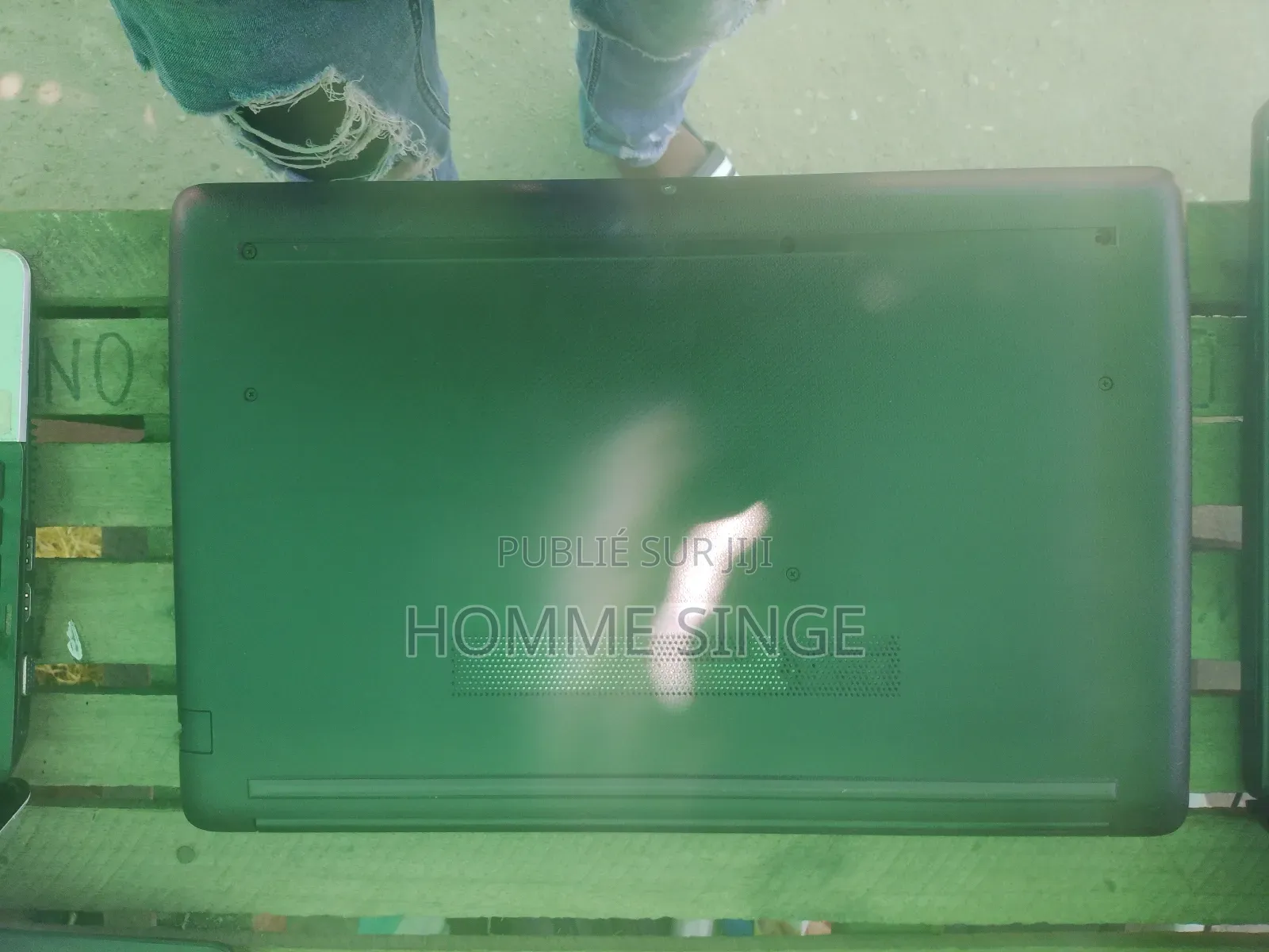 Ordinateur portable HP 14-dq1025cl 4GB Intel Core Ultra 5 HDD 500GB