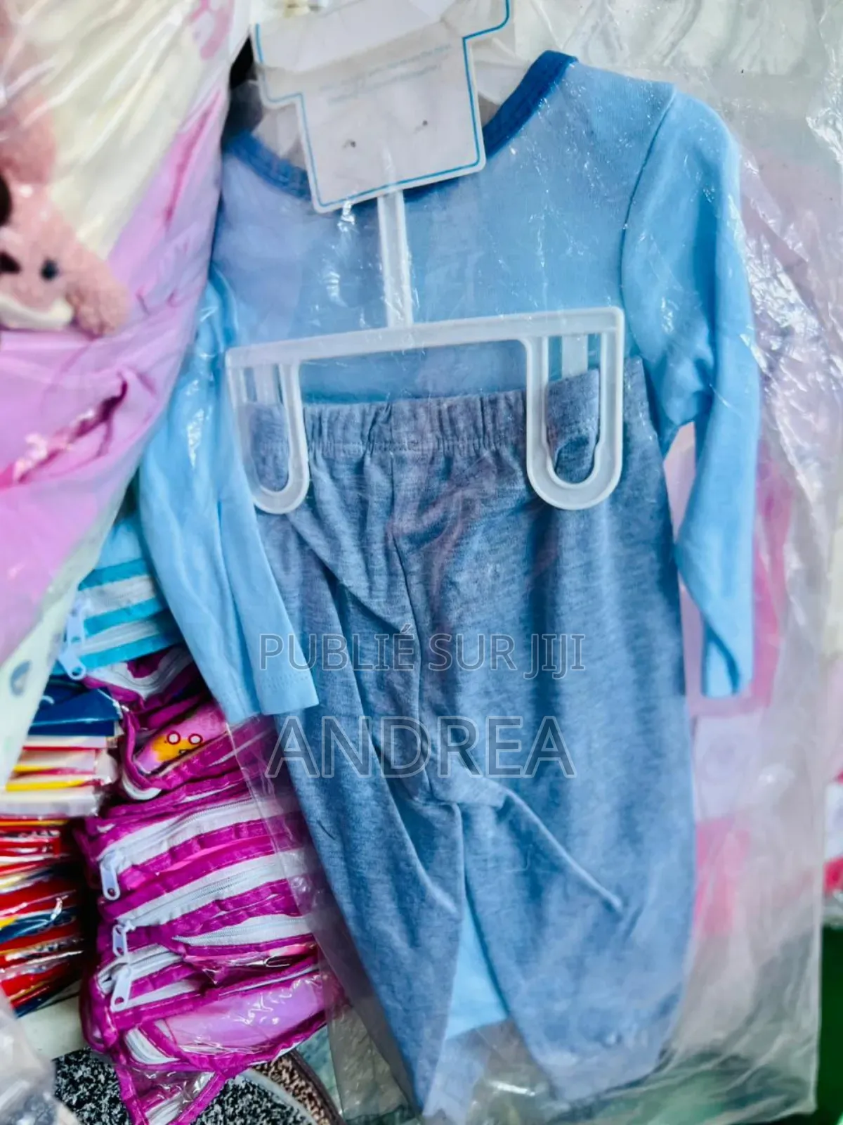 Vêtements Pour Enfants