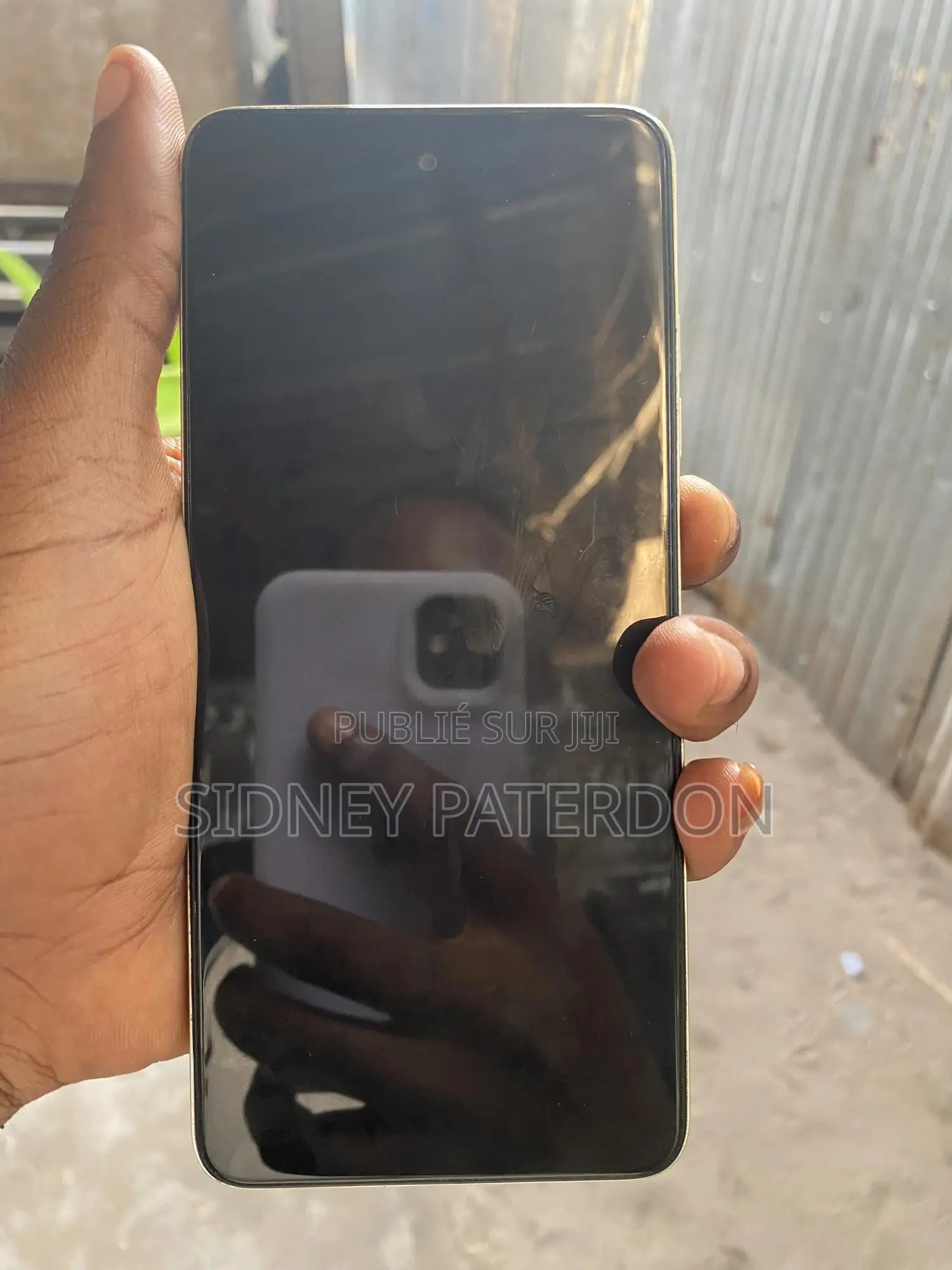 Nouveau Tecno Spark Go 64 GB Doré