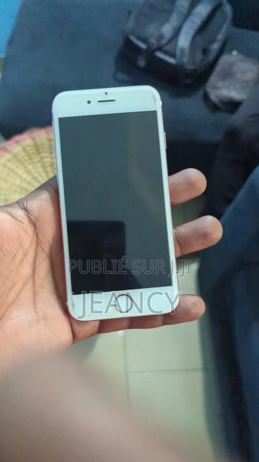 Apple iPhone 6s 64 GB Rose