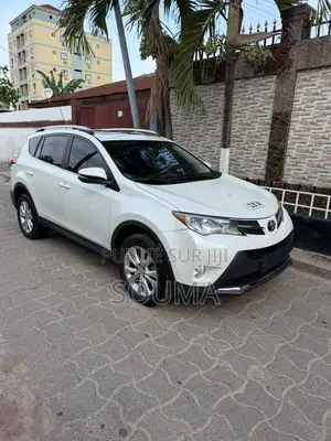 Toyota RAV4 SE FWD (2.5L 4cyl 6A) 2017 Blanc
