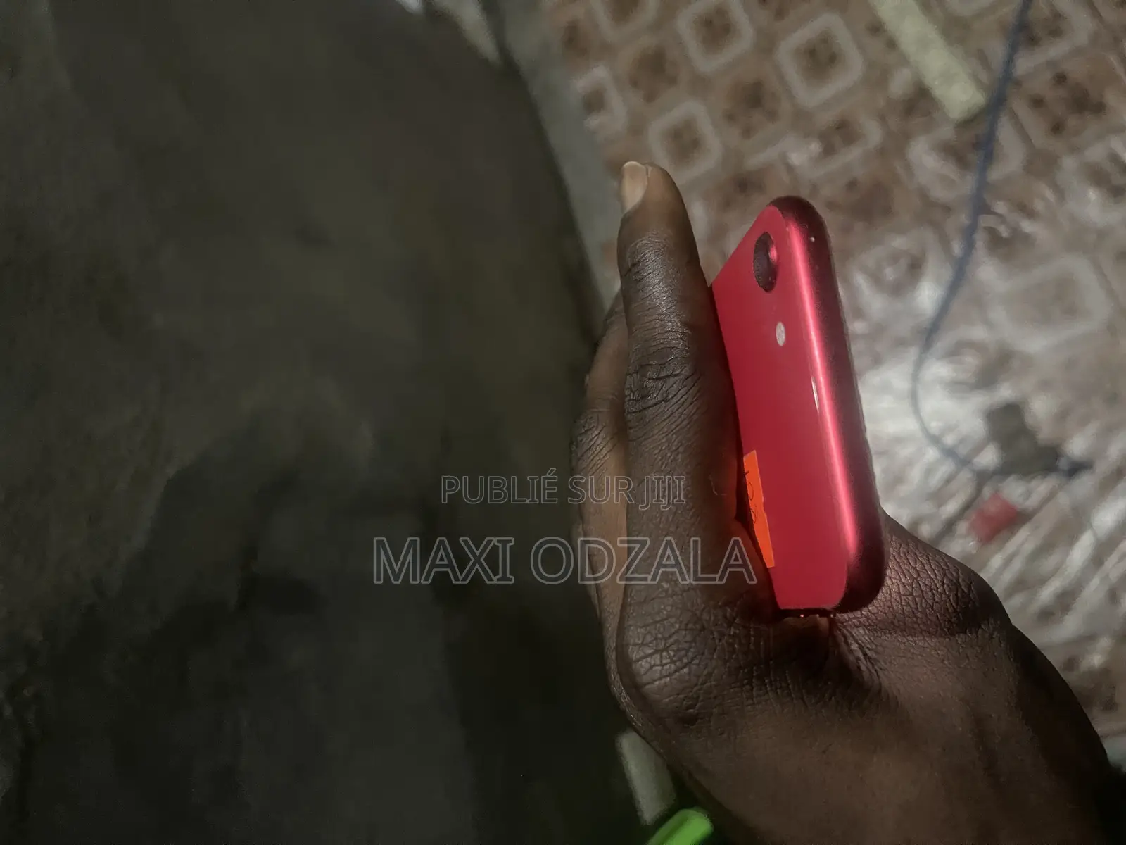 Nouveau Apple iPhone SE (2022) 128 GB Rouge