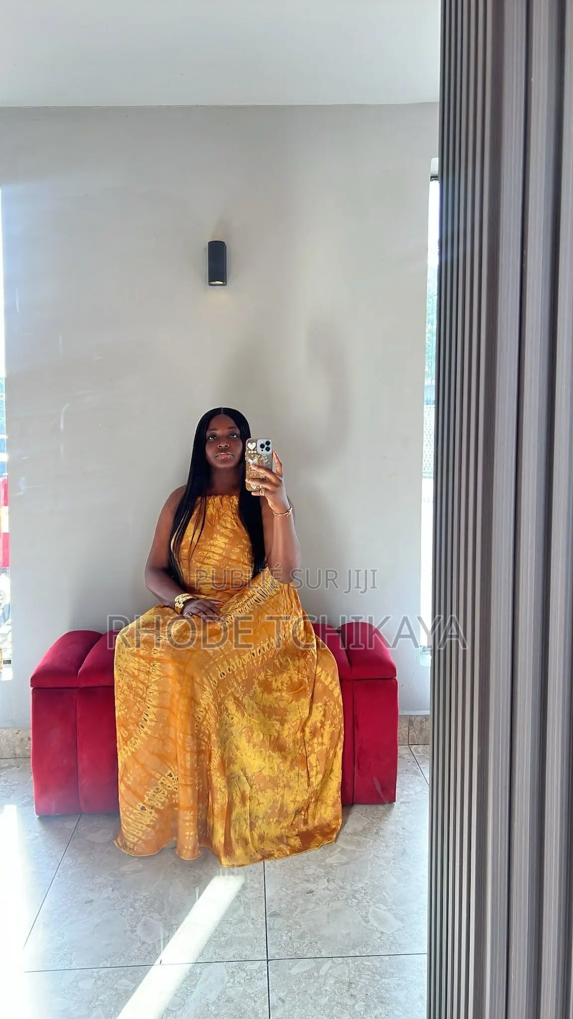 Robe Dos Nu Disponible en Plusieurs Couleurs