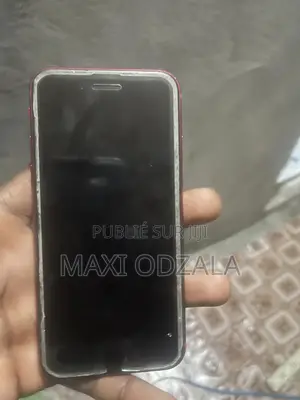 Nouveau Apple iPhone SE (2022) 128 GB Rouge