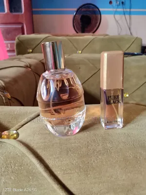 Parfum À Vendre
