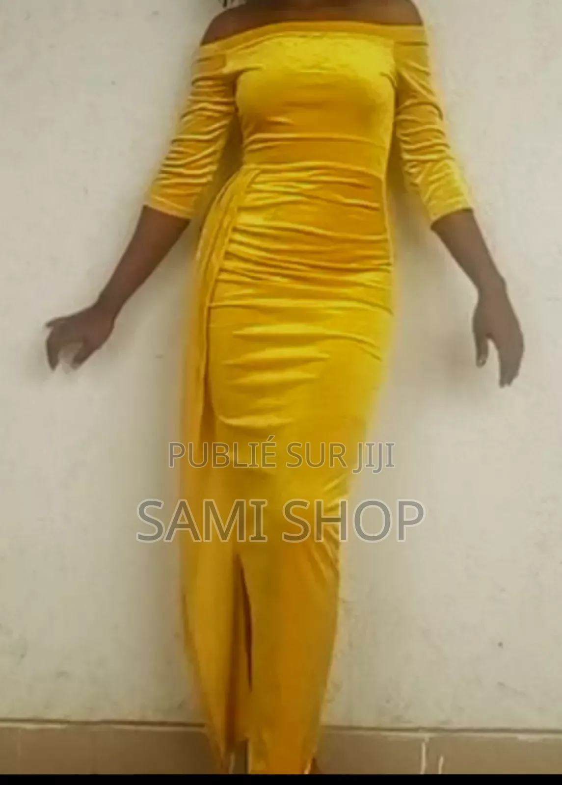 Robe Velours (Élégance Et Confiance en Une Seule Robe)