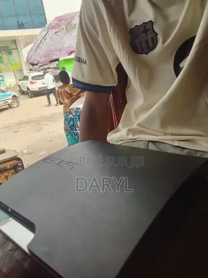 Ps3 , 8jeux Et Une Manette