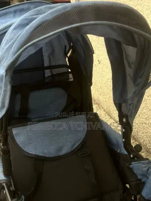 Je Met en Vente Une Poussette en Occasion Neuf