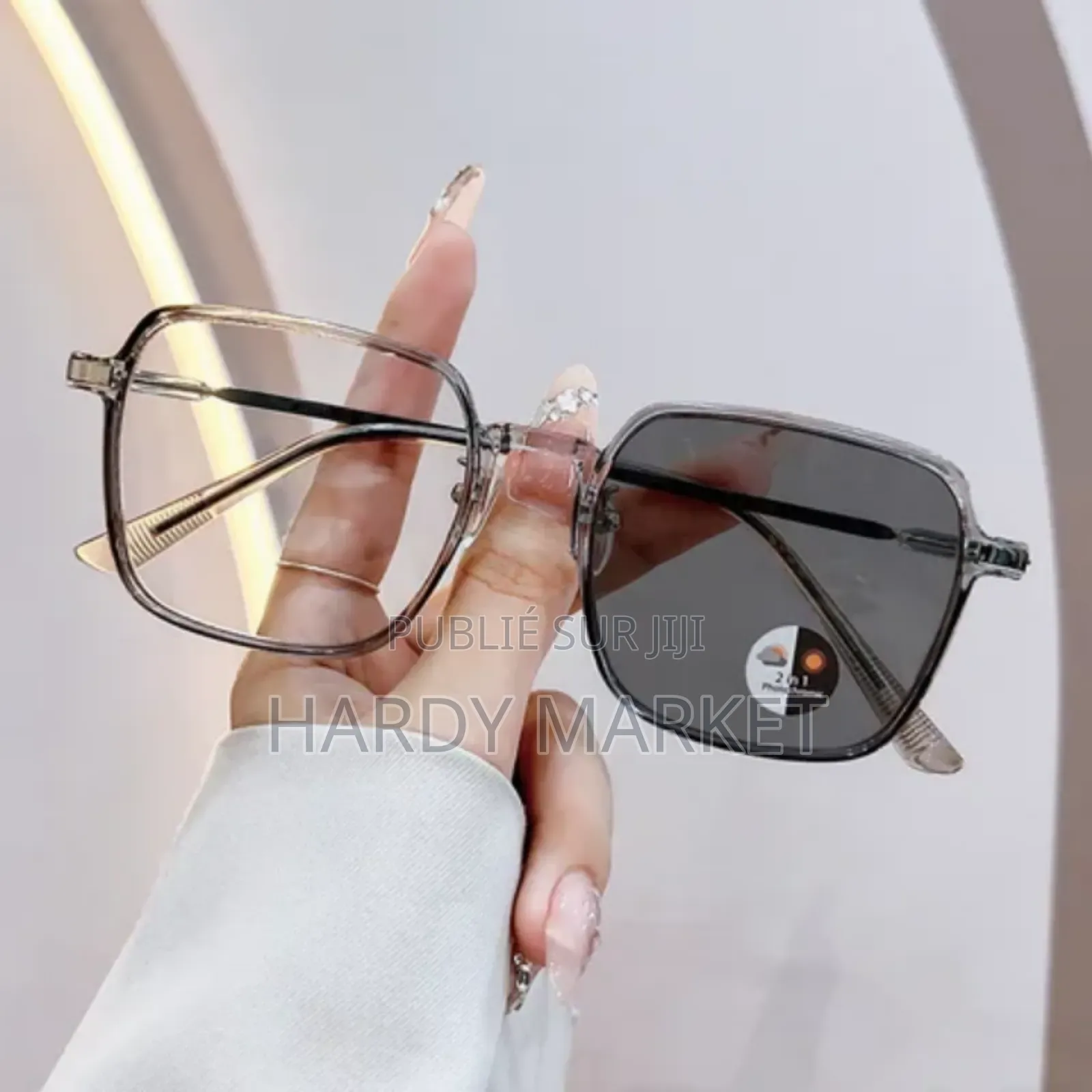 Lunettes Photochromiques, Contre Les Rayons Soleils, Et Très Stylées