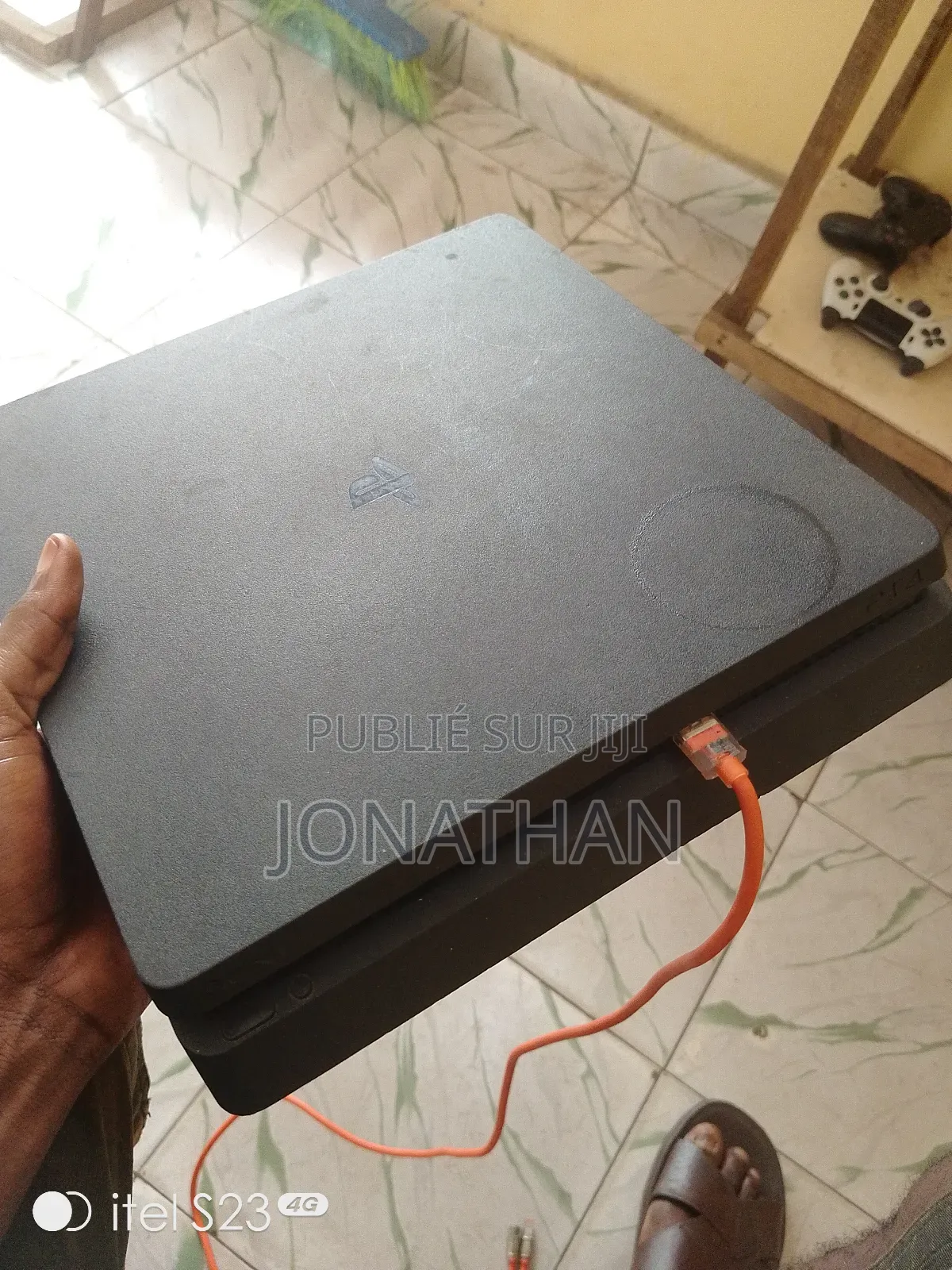 Console Sony en Bon État Avec Hdmi