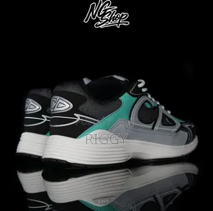 Chaussures À Prix Abordable