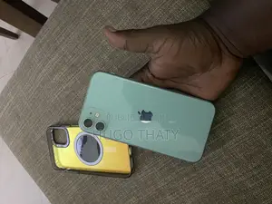 Nouveau Apple iPhone 11 64 GB Vert