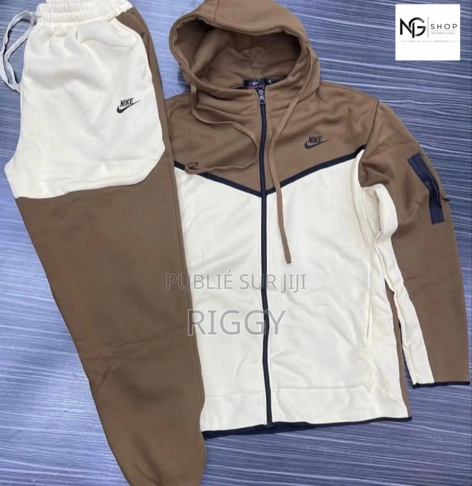 Jogging Elegant Et Confortable