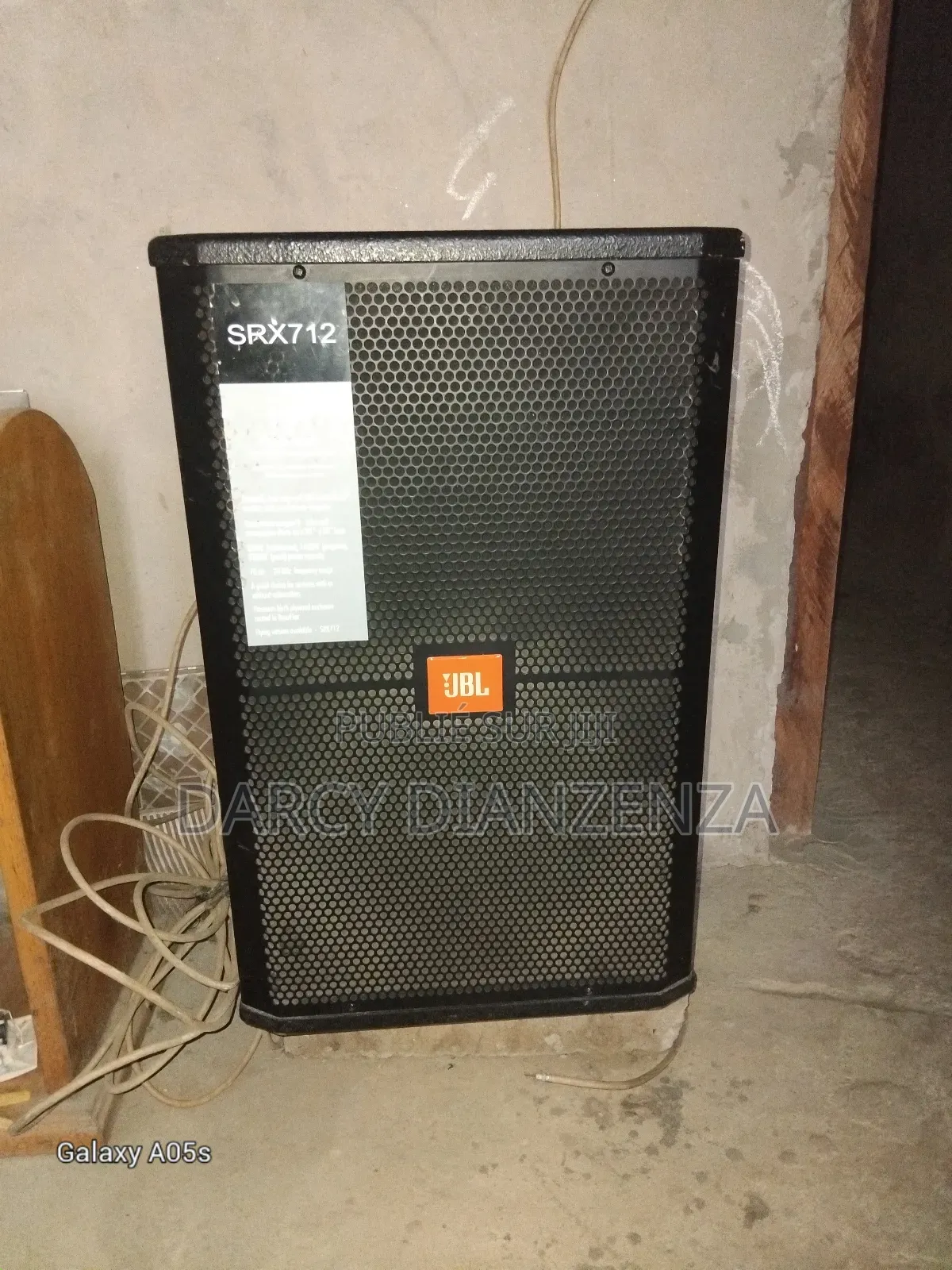 JBL Srx712