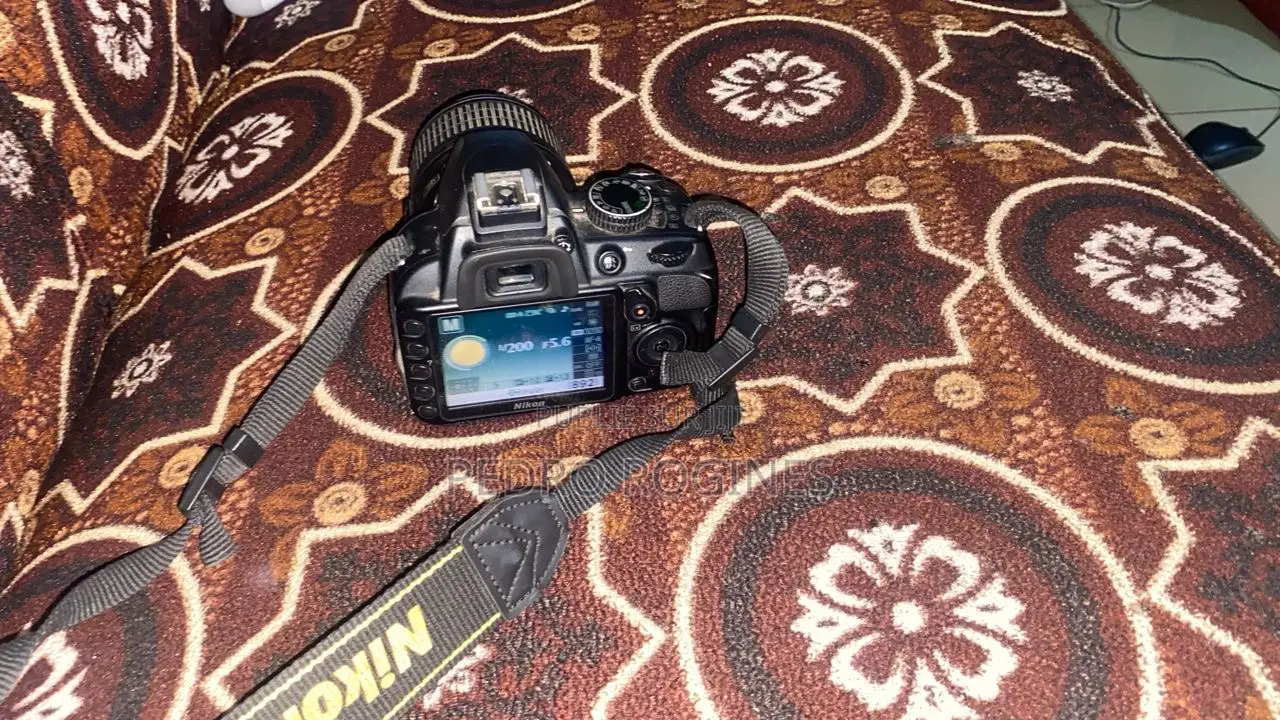 Nikon D3100 a Vendre Bon Prix Pointe Noire