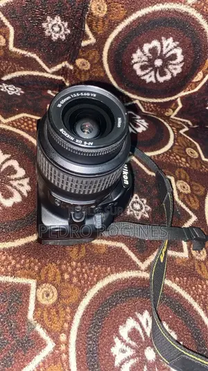 Nikon D3100 a Vendre Bon Prix Pointe Noire